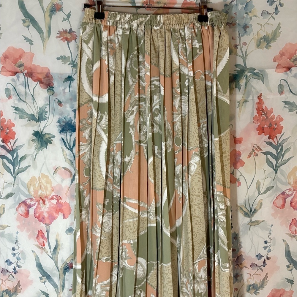 Vintage Pleated Floral-Print Maxi Skirt in Olive & Peach